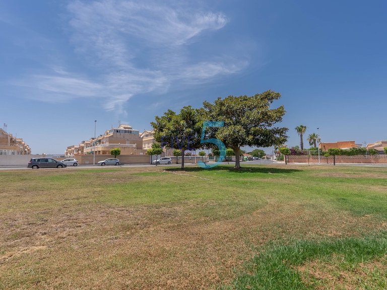 Villa for Sale in Alicante, Valencia 30