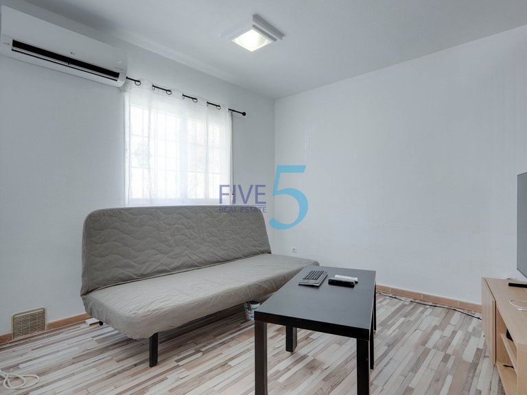 Villa for Sale in Alicante, Valencia 5