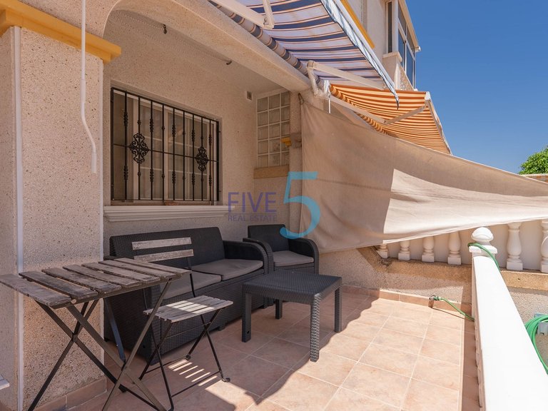 Villa for Sale in Alicante, Valencia 24