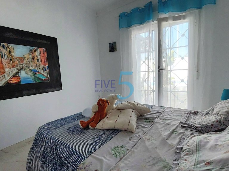 Villa for Sale in Alicante, Valencia 24
