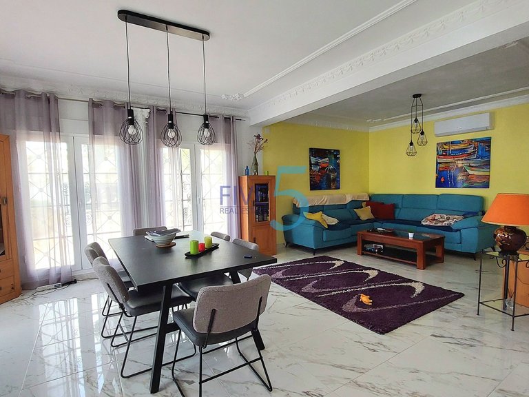 Villa for Sale in Alicante, Valencia 6
