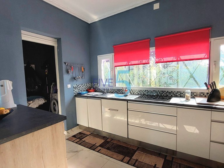 Villa for Sale in Alicante, Valencia 10