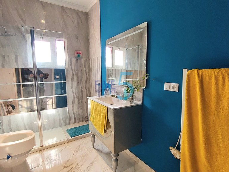 Villa for Sale in Alicante, Valencia 21