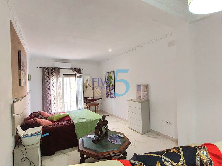 Villa for Sale in Alicante, Valencia 20