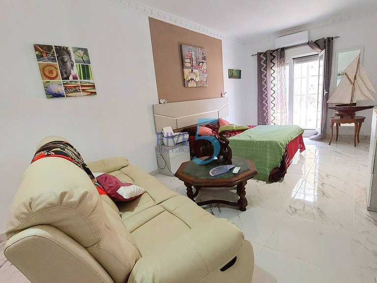 Villa for Sale in Alicante, Valencia 19
