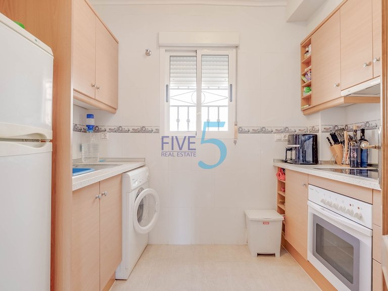 Apartment for Sale in Alicante, Valencia 3