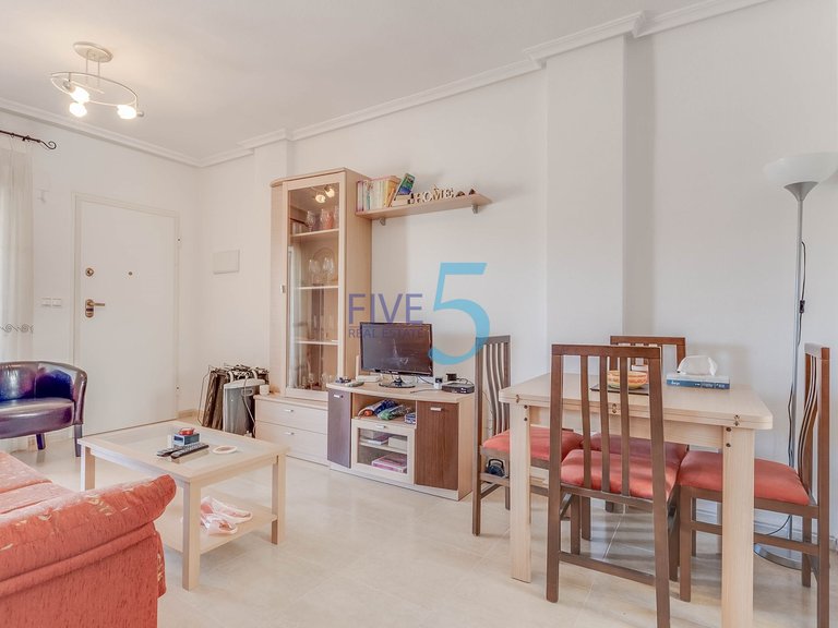 Apartment for Sale in Alicante, Valencia 2