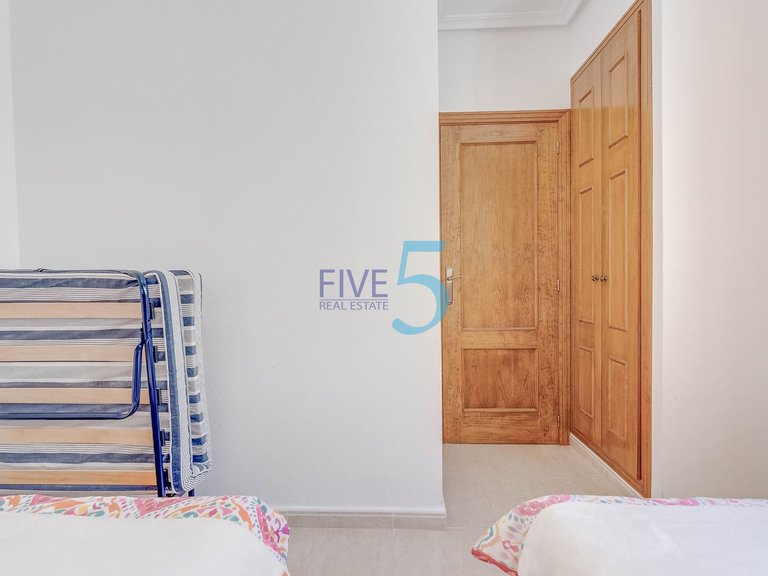 Apartment for Sale in Alicante, Valencia 7