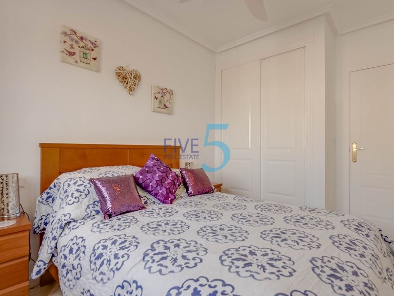 Apartment for Sale in Alicante, Valencia 11