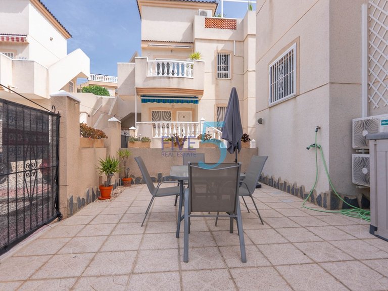 Apartment for Sale in Alicante, Valencia 16