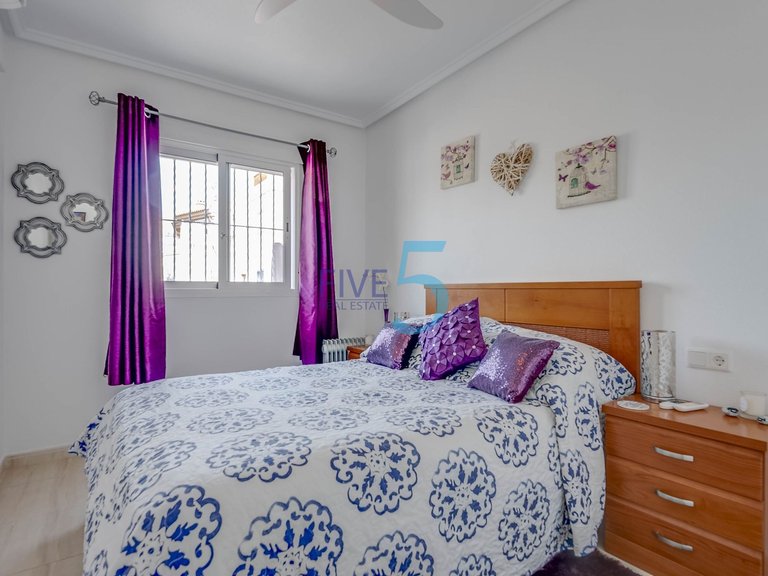 Apartment for Sale in Alicante, Valencia 10