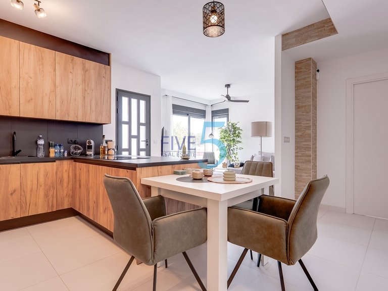 Apartment for Sale in Alicante, Valencia 13