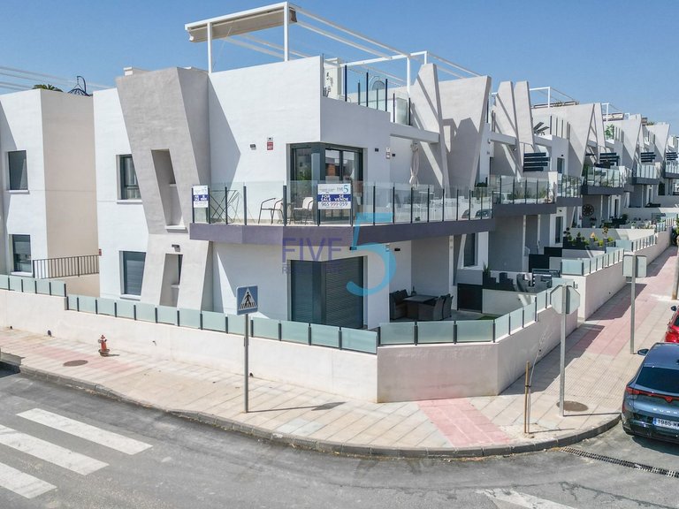 Apartment for Sale in Alicante, Valencia 2