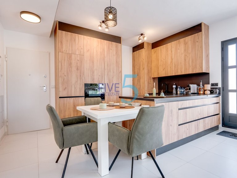 Apartment for Sale in Alicante, Valencia 10