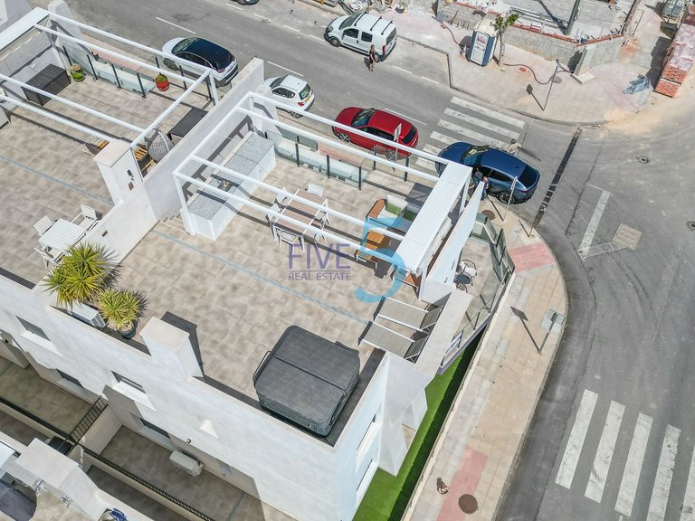 Apartment for Sale in Alicante, Valencia 37