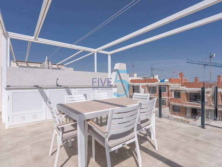 Apartment for Sale in Alicante, Valencia 25