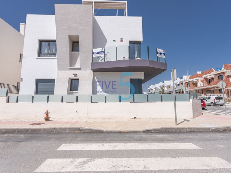 Apartment for Sale in Alicante, Valencia 34