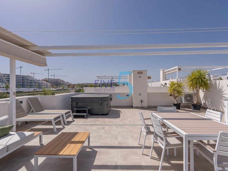 Apartment for Sale in Alicante, Valencia 28
