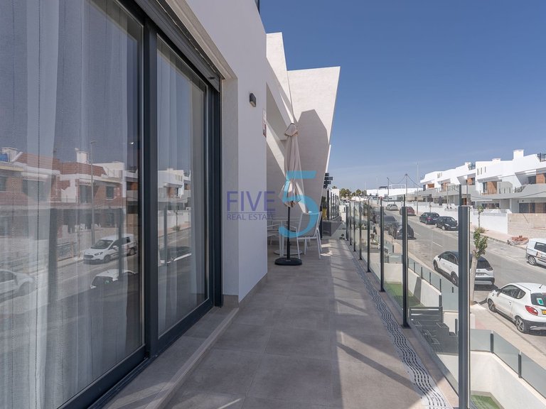 Apartment for Sale in Alicante, Valencia 30