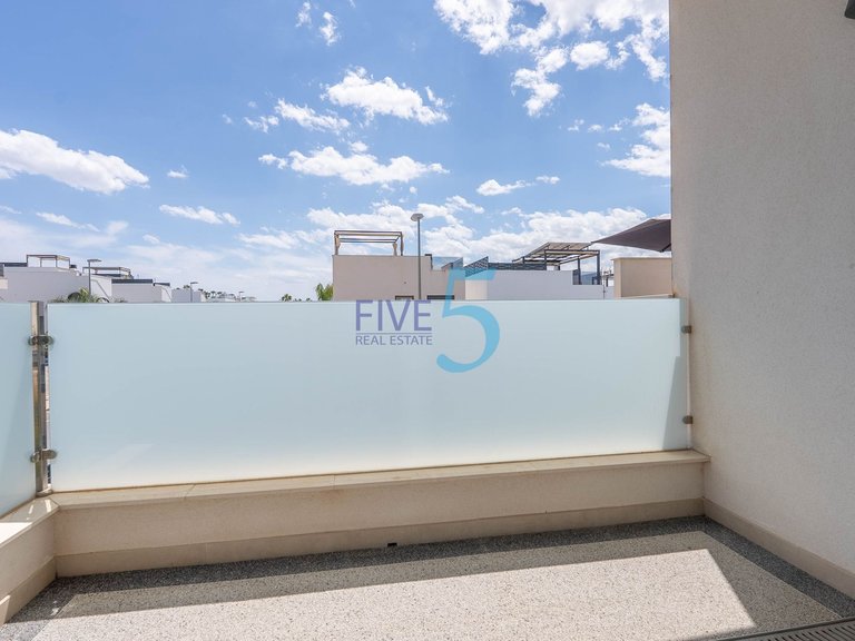 Villa for Sale in Alicante, Valencia 27
