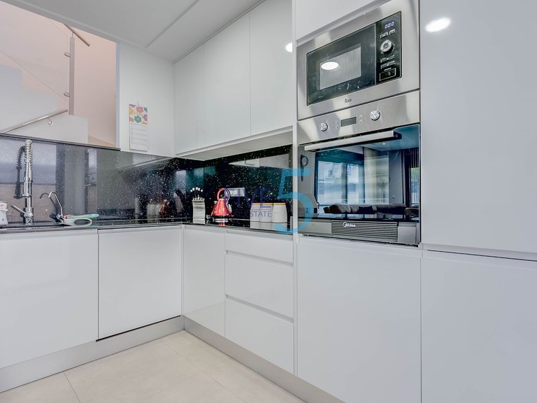 Villa for Sale in Alicante, Valencia 11