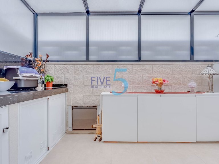 Villa for Sale in Alicante, Valencia 12