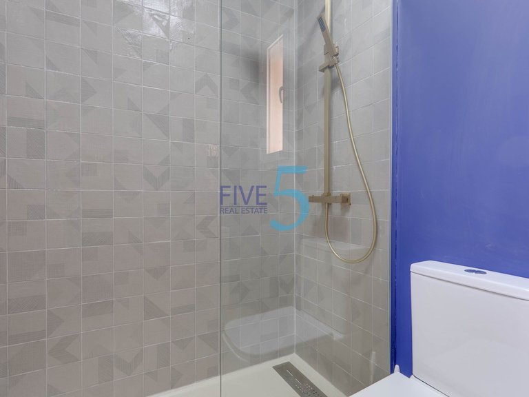Villa for Sale in Alicante, Valencia 16