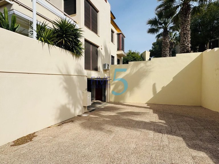 Apartment for Sale in Alicante, Valencia 26
