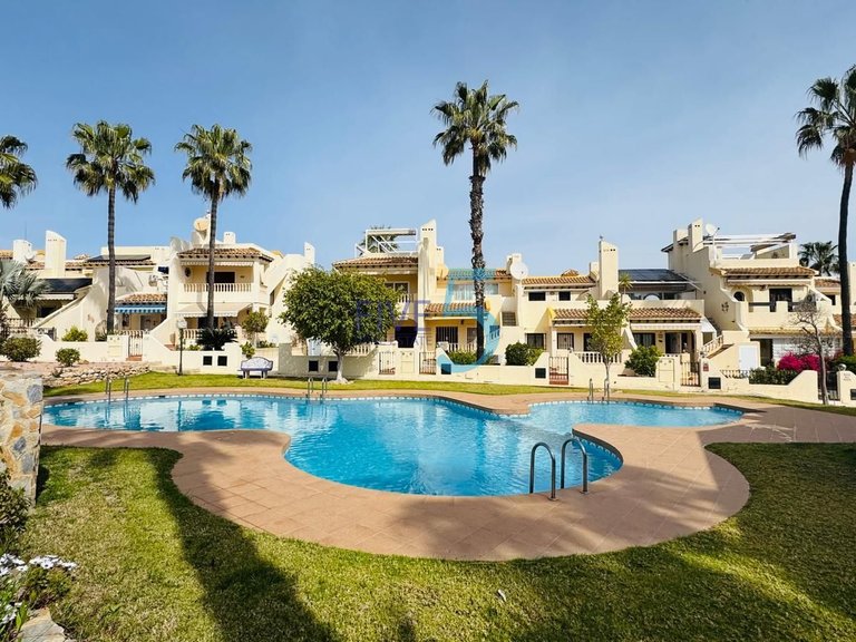 Apartment for Sale in Alicante, Valencia 30