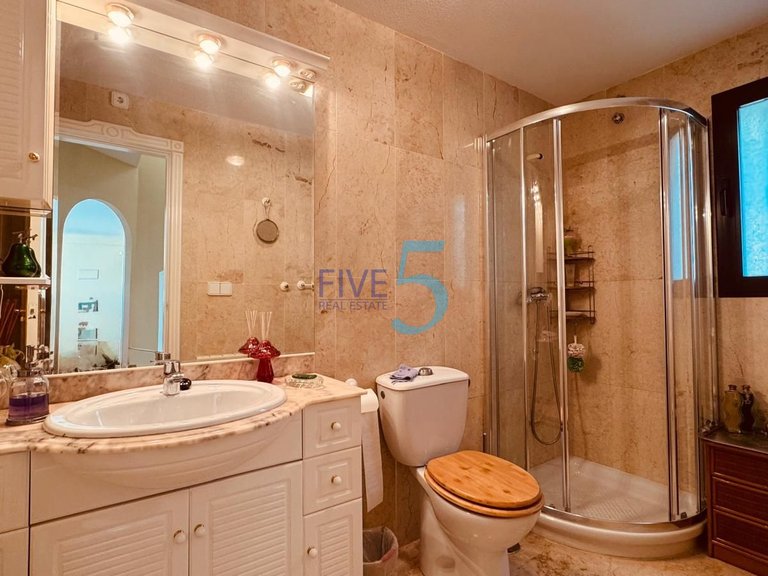 Apartment for Sale in Alicante, Valencia 20