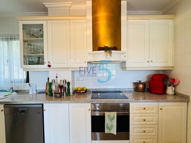 Apartment for Sale in Alicante, Valencia 5