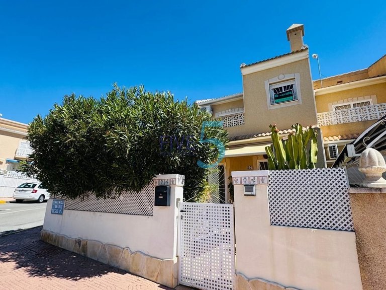 Villa for Sale in Alicante, Valencia 31