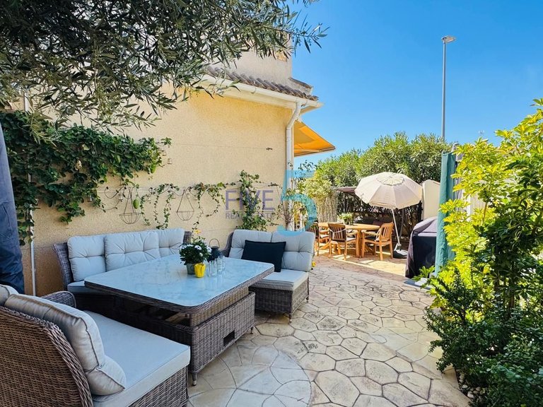 Villa for Sale in Alicante, Valencia 26