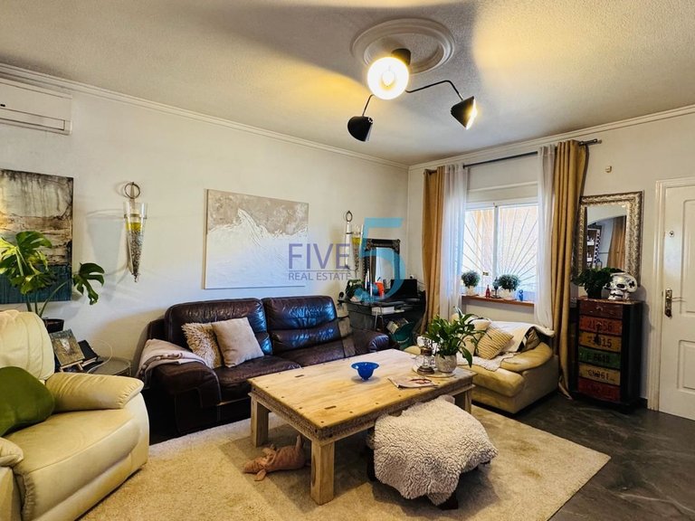 Villa for Sale in Alicante, Valencia 8