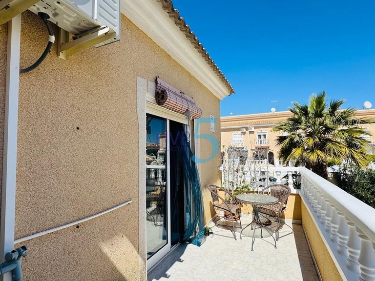 Villa for Sale in Alicante, Valencia 17