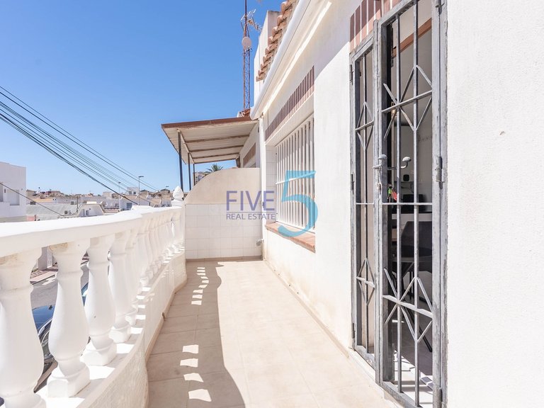 Apartment for Sale in Alicante, Valencia 9