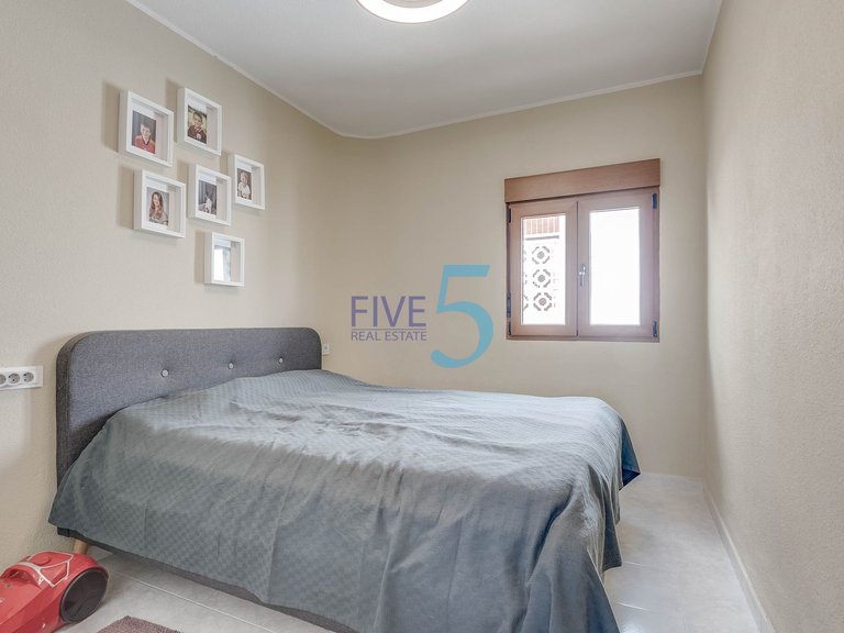 Apartment for Sale in Alicante, Valencia 10