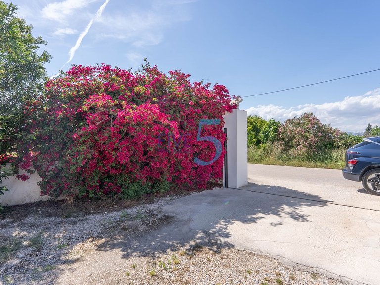 Villa for Sale in Alicante, Valencia 31