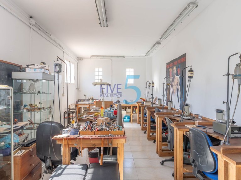 Villa for Sale in Alicante, Valencia 33