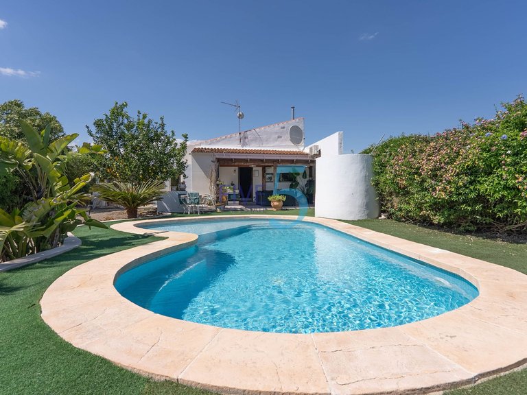 Villa for Sale in Alicante, Valencia 6