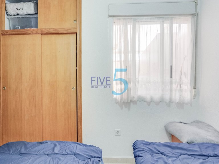 Apartment for Sale in Alicante, Valencia 12