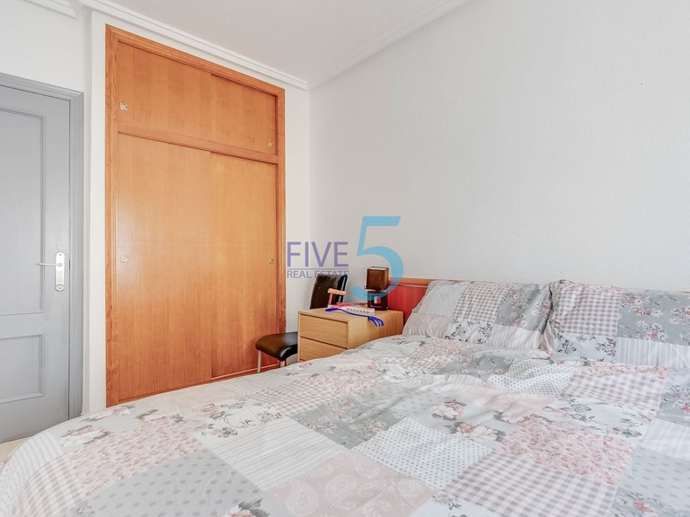Apartment for Sale in Alicante, Valencia 9