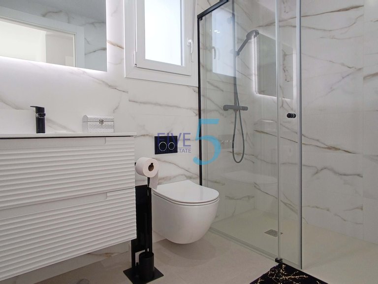 Villa for Sale in Alicante, Valencia 27