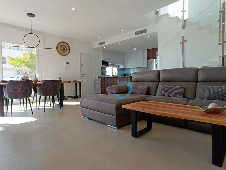 Villa for Sale in Alicante, Valencia 16