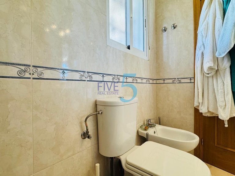 Villa for Sale in Alicante, Valencia 13