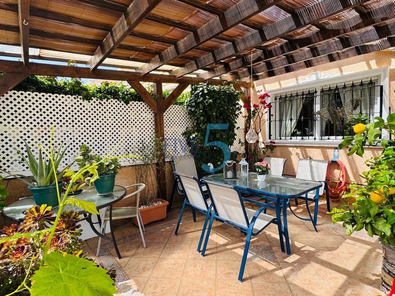 Villa for Sale in Alicante, Valencia 24