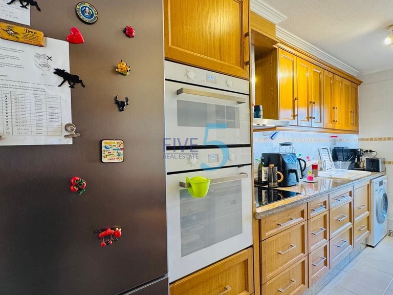 Villa for Sale in Alicante, Valencia 4
