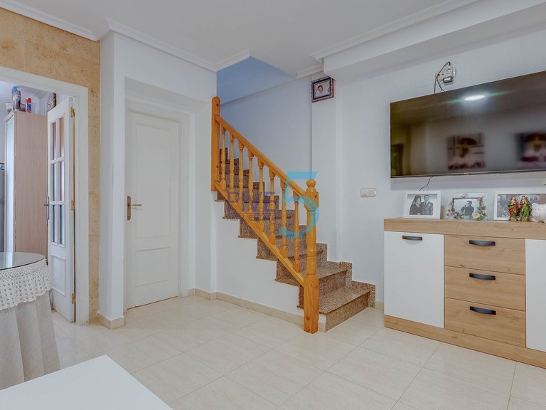 Villa for Sale in Alicante, Valencia 5
