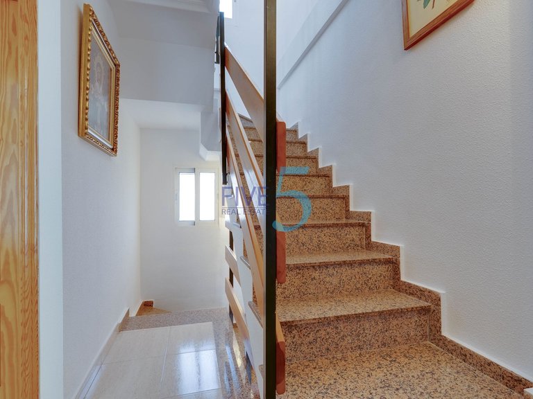 Villa for Sale in Alicante, Valencia 20