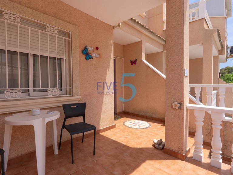 Villa for Sale in Alicante, Valencia 25